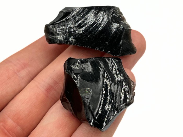 Obsydiany minerały kamienie 1_2.jpg