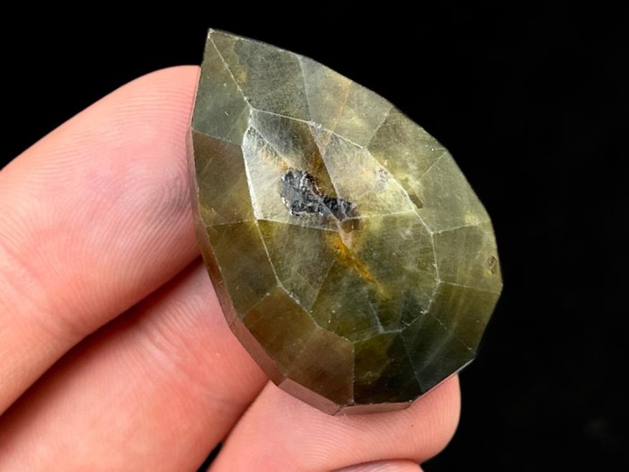 Szafiry kamienie szlachetne minerały 4_1.jpg
