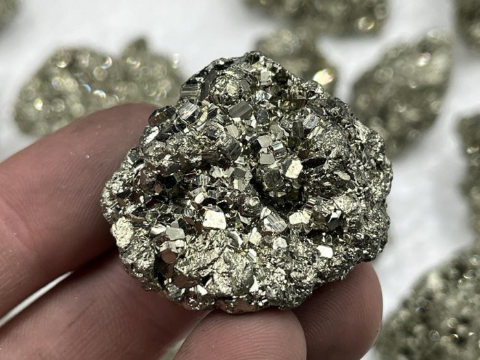 kamienie minerały naturalne 6_2.jpg