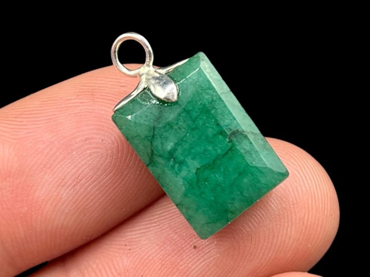 wisiorki minerały 11_1.jpg