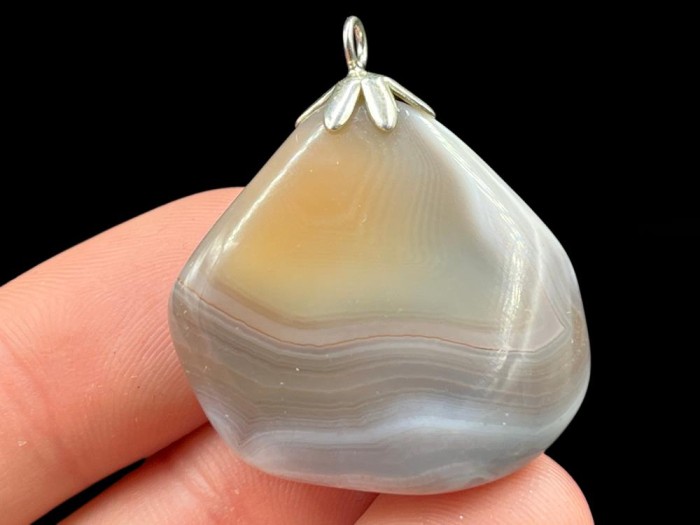 wisiorki minerały 37_1.jpg