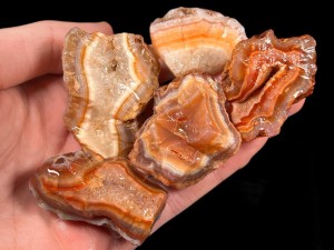 Agaty Malawi surowe kolorowe afryka kolekcja kolekcjonerski minerały kamienie (8).jpg