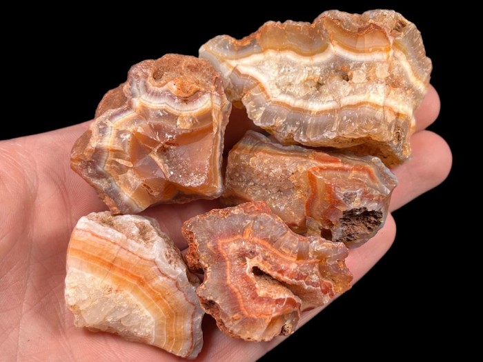 Agaty Malawi surowe kolorowe afryka kolekcja kolekcjonerski minerały kamienie (1).jpg