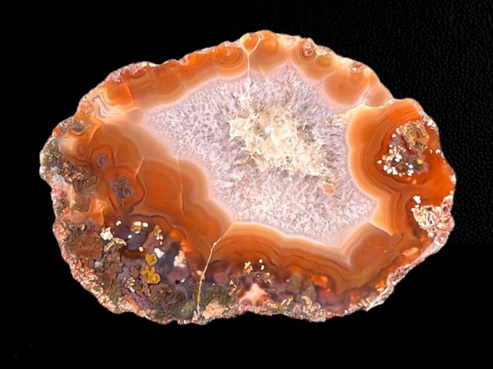 Agaty Prezent, Kamienie naturalne, minerały, połówka, polerowany, półszlachetny (82).jpg