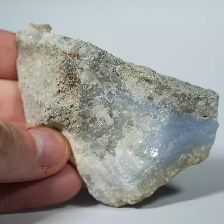 Błękitny agat, Chalcedon Malawi, Naturalny niebieski minerał, dekoracja, prezent, błękit, geoda, minerał (45).webp