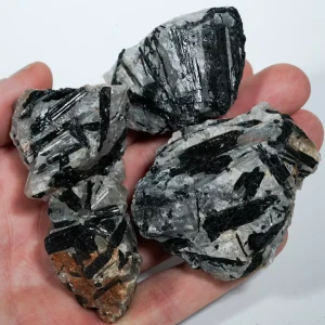 brylka-surowa-kamien-naturalny-na-szczescie-na-depresje-prezent-upominek (15) (Copy).webp