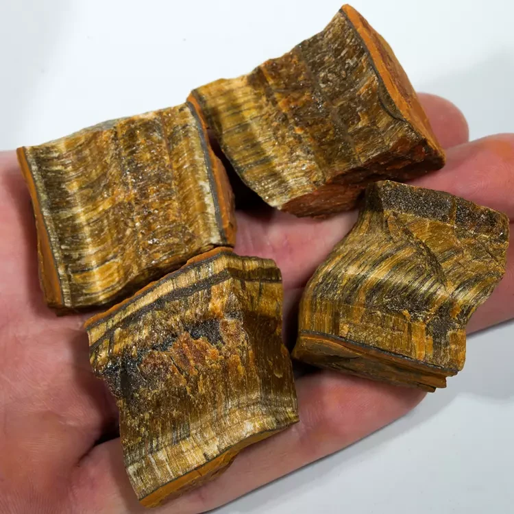 brylka-surowa-kamien-naturalny-na-szczescie-na-depresje-prezent-upominek (13) (Copy).webp