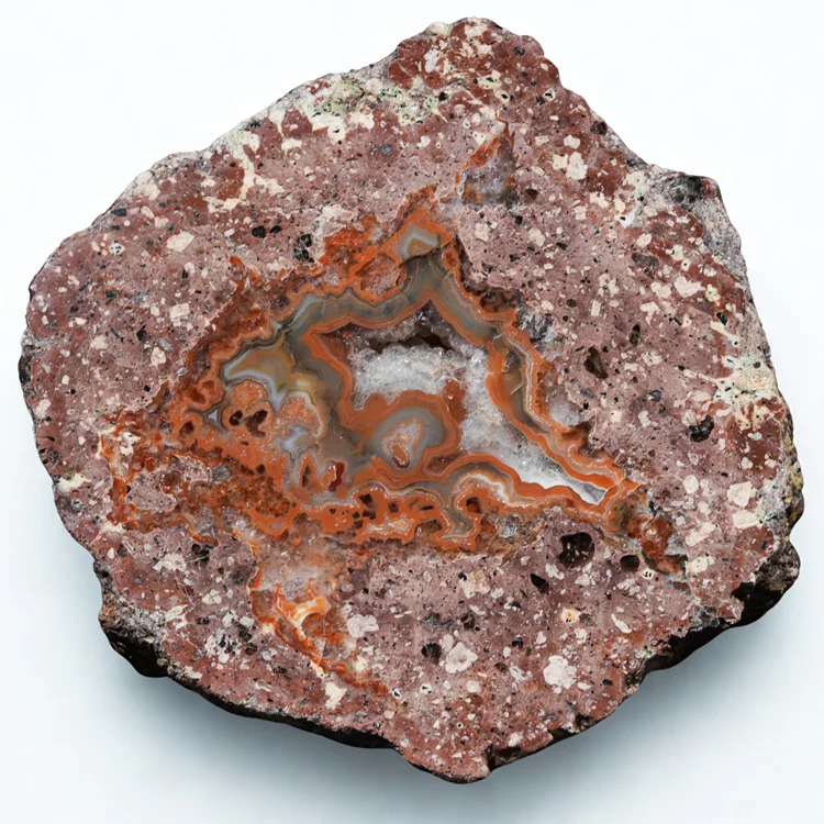 polskie-agaty-mineraly-nowy-kosciol-sarul (1) (Copy).webp
