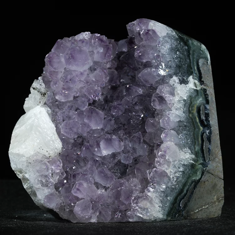 ametyst-geoda-krysztal-naturalna-dekoracja-prezent (182) (Copy).webp