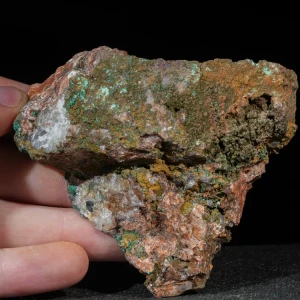 malachit-maroko-na-skale-mineral-naturalny-krysztal (41) (Copy).webp