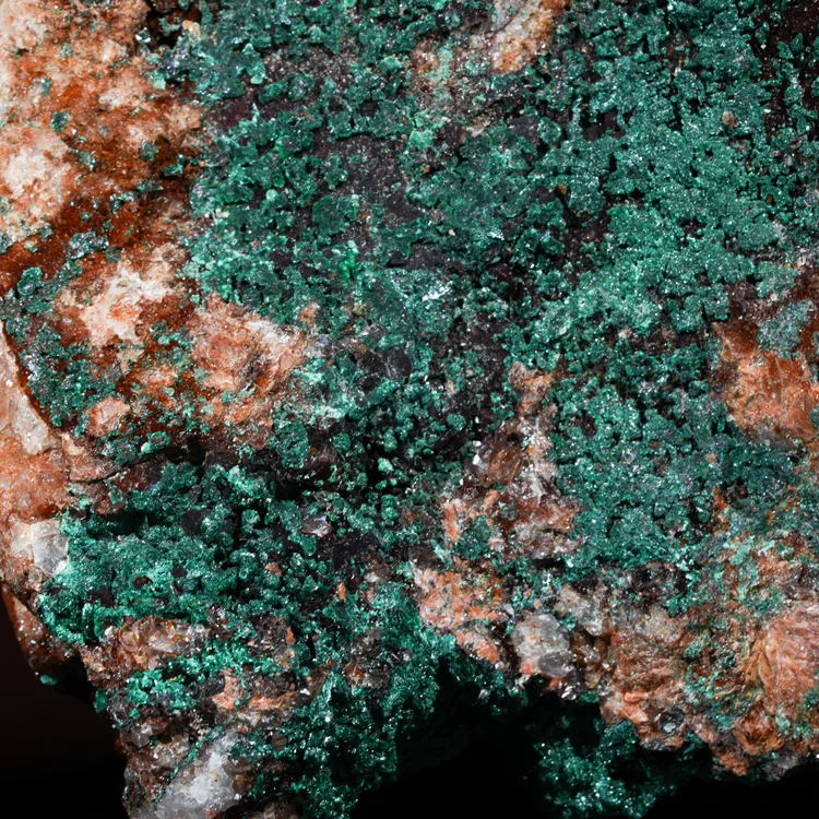 malachit-maroko-na-skale-mineral-naturalny-krysztal (101) (Copy).webp