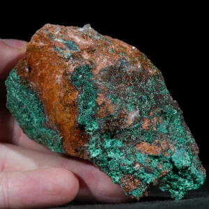 malachit-maroko-na-skale-mineral-naturalny-krysztal (80) (Copy).webp
