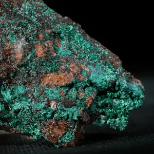 malachit-maroko-na-skale-mineral-naturalny-krysztal (82) (Copy).webp
