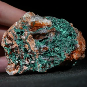 malachit-maroko-na-skale-mineral-naturalny-krysztal (89) (Copy).webp