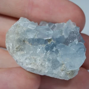celestyn-naturalne-niebieskie-krysztaly-mineraly (18).webp