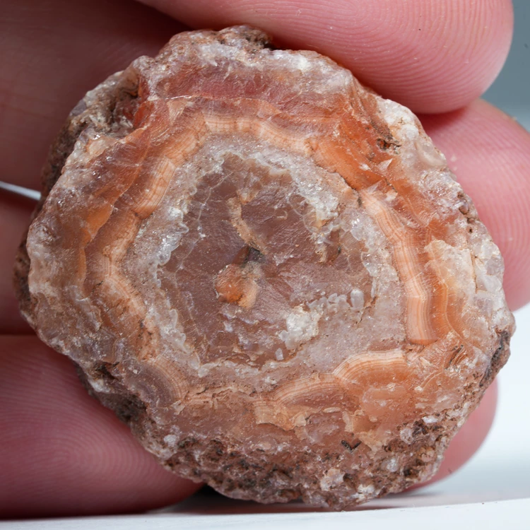 tanie-agaty-polowki-kolorowe-male-kamienie (86).webp