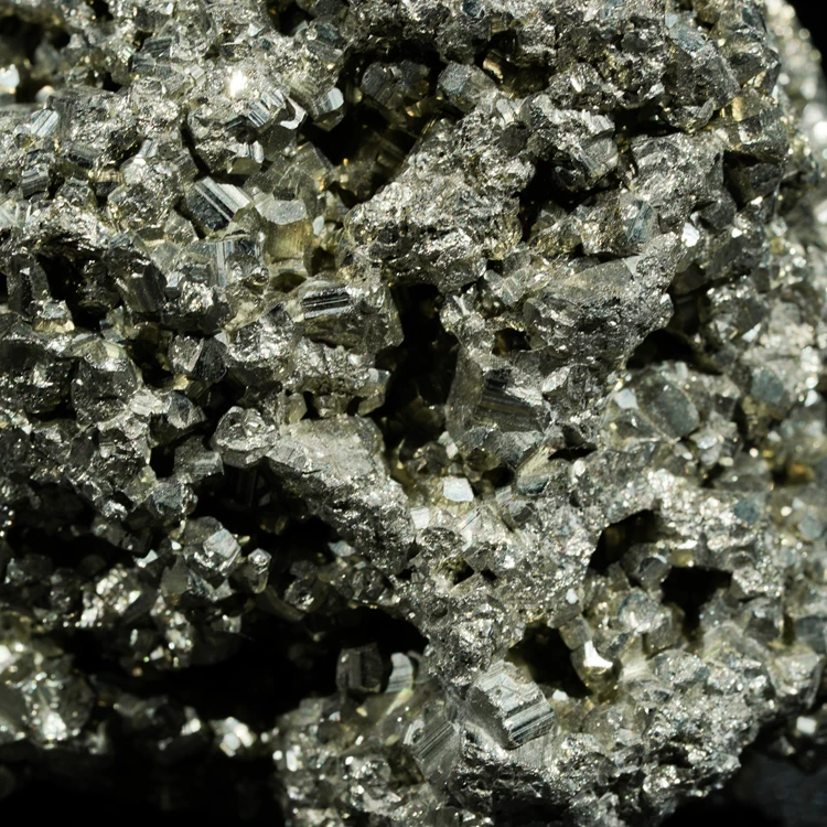 piryt-zloty-kamien-naturalny-pirytowe (15).webp