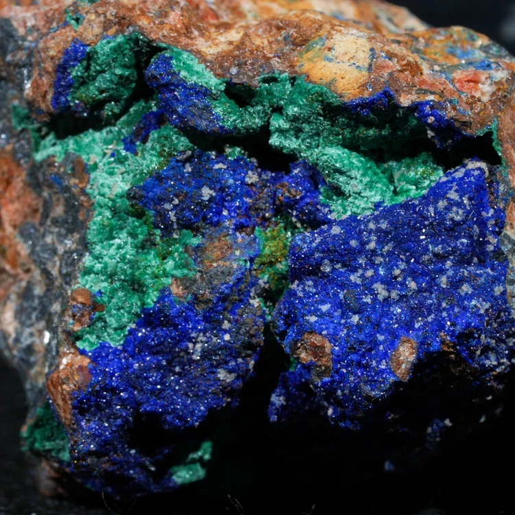 azuryt-surowy-mineral-malachit (7).webp