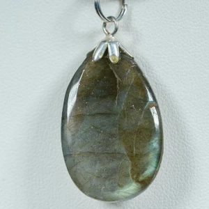 wisiorek-z-kamienia-naturalnego-mineraly (118).webp