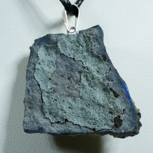 wisiorek-z-kamienia-naturalnego-mineraly (2).webp