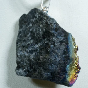 wisiorek-z-kamienia-naturalnego-mineraly (27).webp
