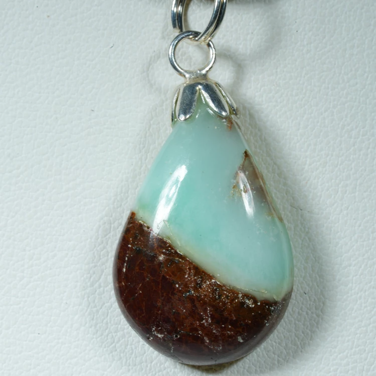 wisiorek-z-kamienia-naturalnego-mineraly (68).webp