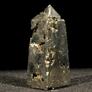 piryt-zloty-kamien-naturalny-pirytowe (34).webp