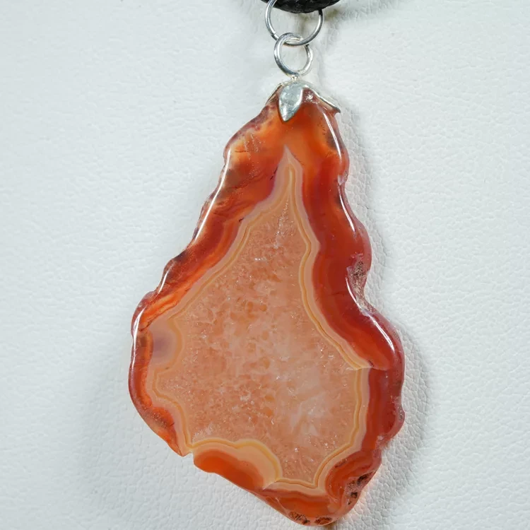 wisiorek-z-naturalnego-kamienia (216).webp