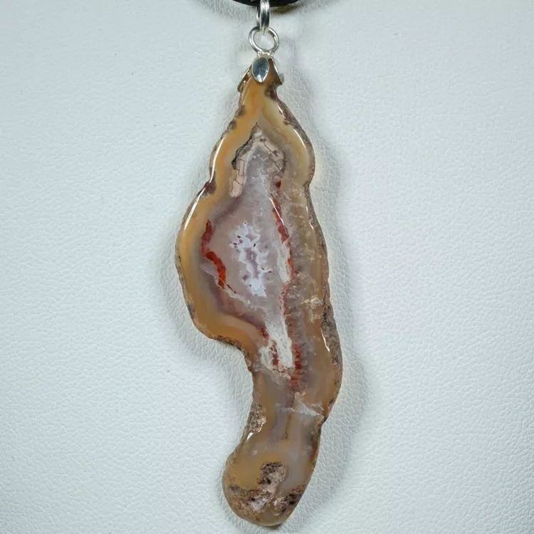 wisiorek-z-naturalnego-kamienia (233).webp