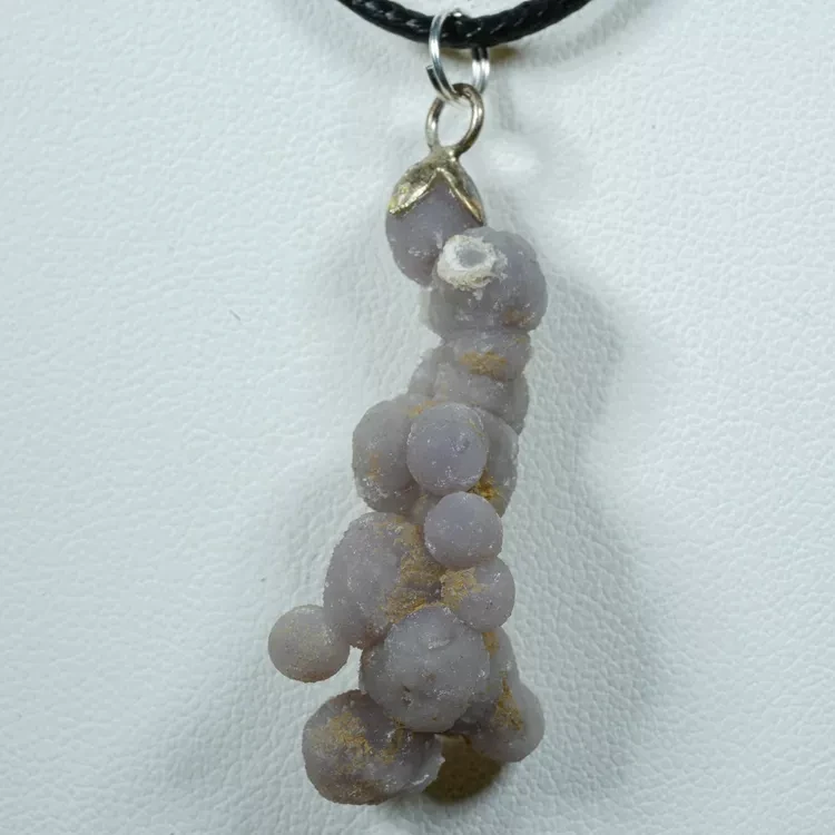 wisiorek-z-naturalnego-kamienia (38).webp