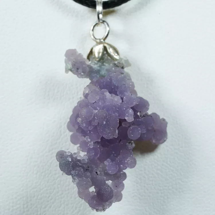 wisiorek-z-naturalnego-kamienia (40).webp