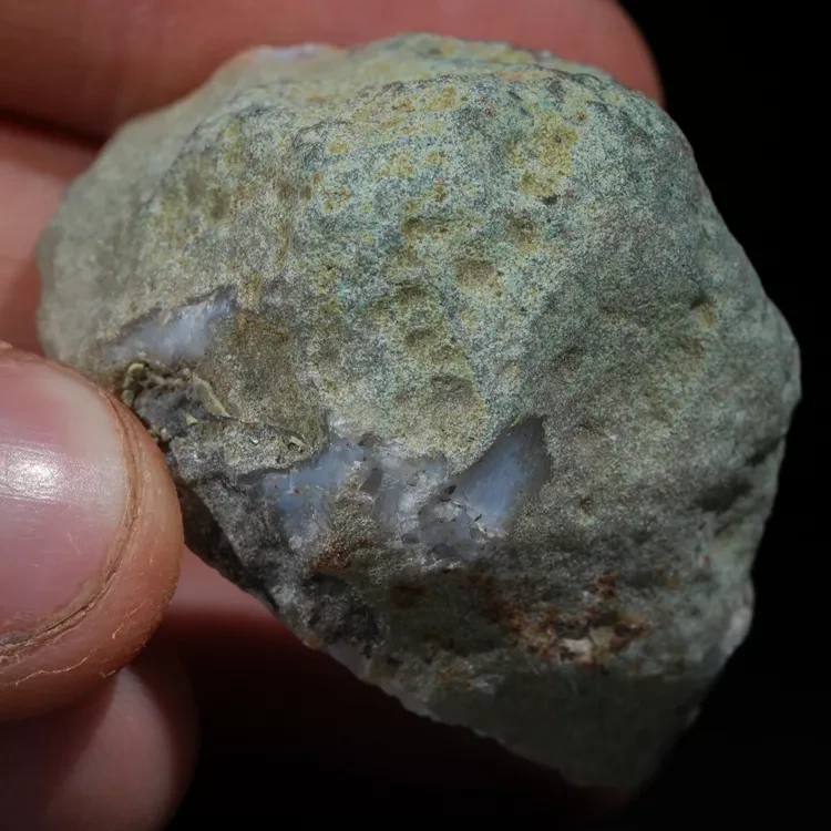 agaty-naturalne-kolekcjonerskie-sarul (70).webp