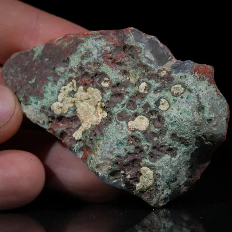 agaty-naturalne-kolekcjonerskie-sarul (48).webp