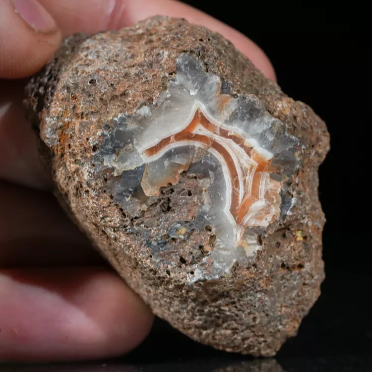 agaty-naturalne-kolekcjonerskie-sarul (211).webp