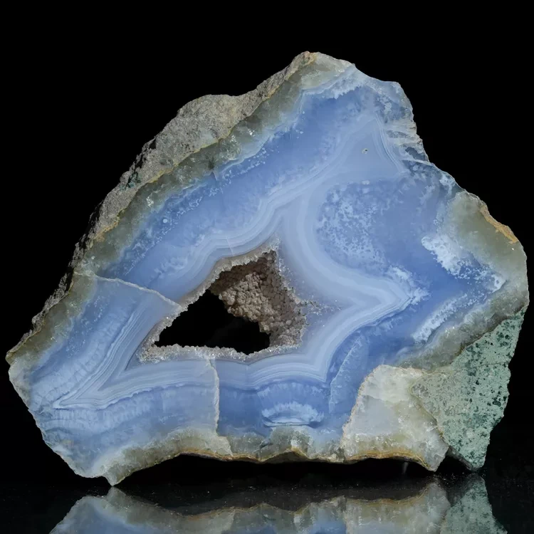 chalcedon-blekitny-niebieski-agat (23).webp