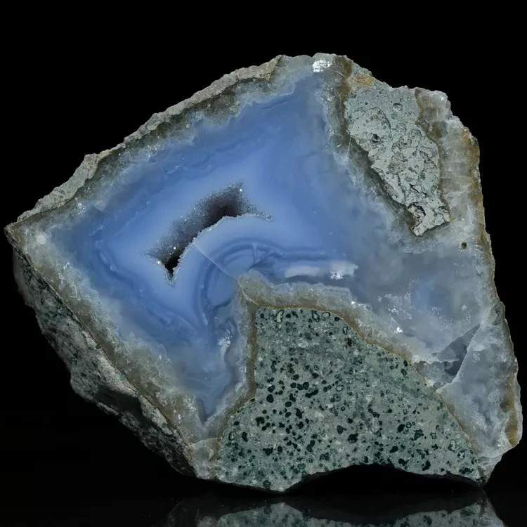 chalcedon-blekitny-niebieski-agat (13).webp