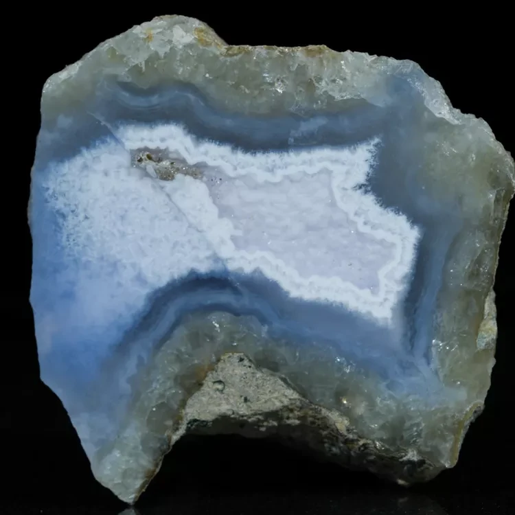 chalcedon-blekitny-niebieski-agat (39).webp