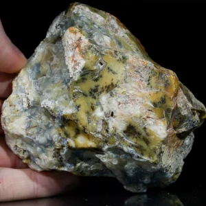 opal-mleczny-z-turcji-naturalny (26).webp