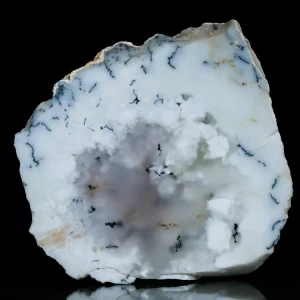 opal-mleczny-z-turcji-naturalny (23).webp