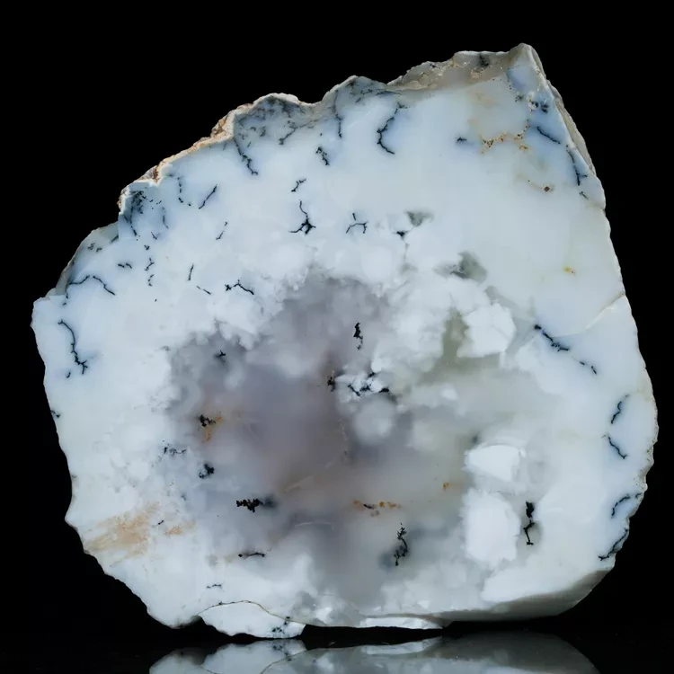 opal-mleczny-z-turcji-naturalny (23).webp