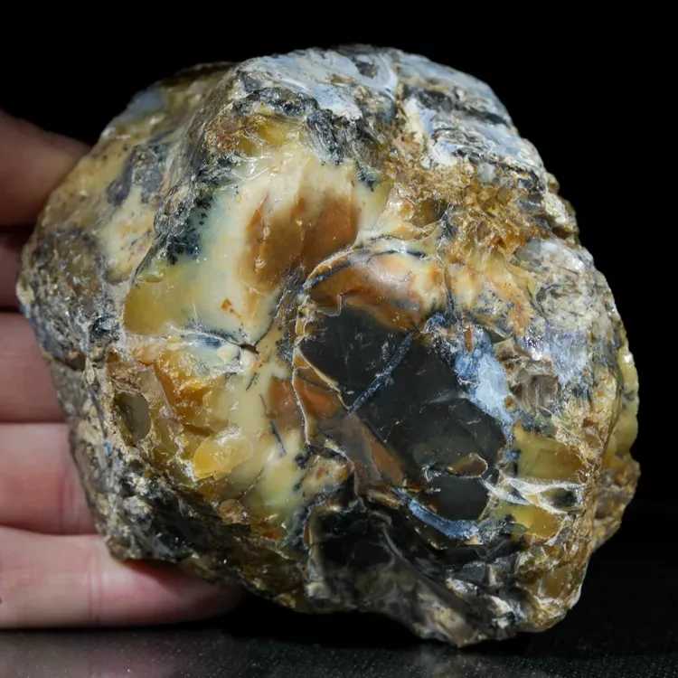 opal-mleczny-z-turcji-naturalny (32).webp