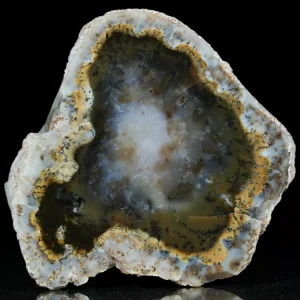 opal-mleczny-z-turcji-naturalny (9).webp