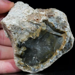 opal-mleczny-z-turcji-naturalny (10).webp