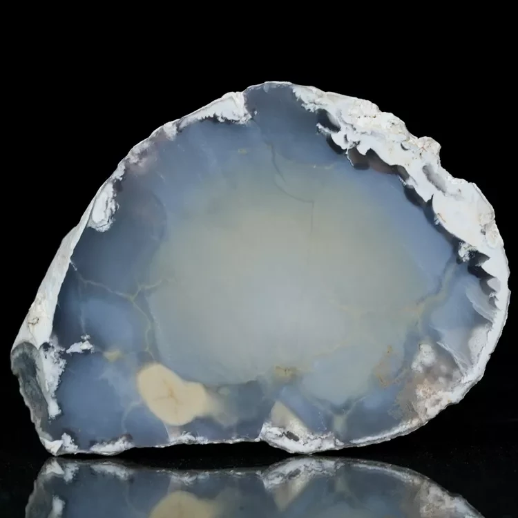 opal-mleczny-z-turcji-naturalny (7).webp