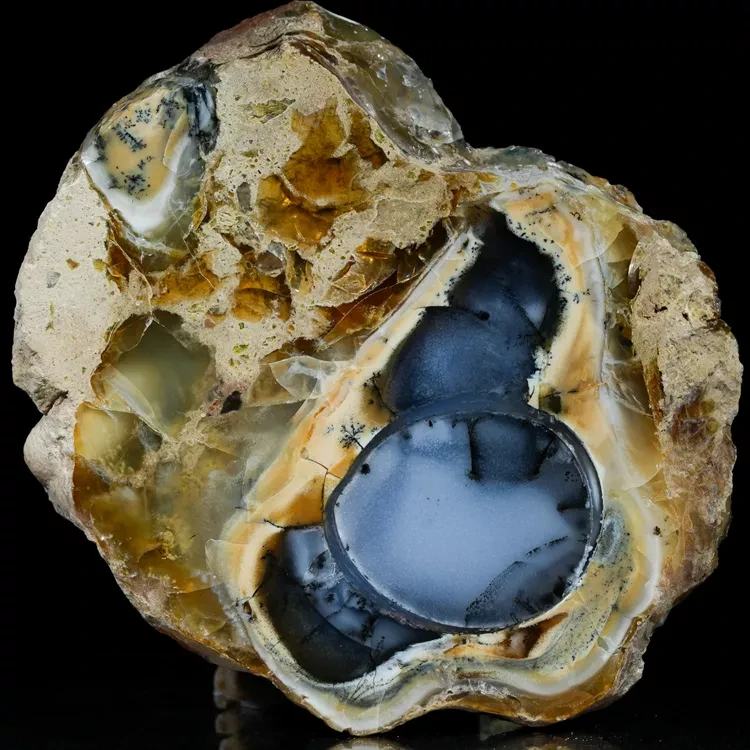 opal-mleczny-z-turcji-naturalny (35).webp