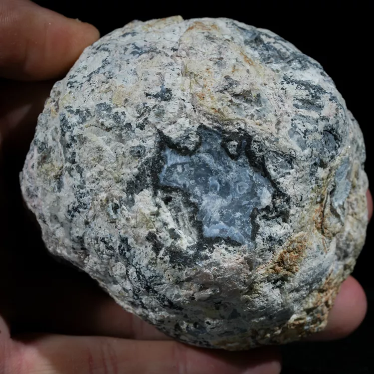sklep-z-kamieniami-naturalnymi-mineraly (45).webp