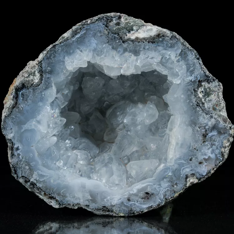 sklep-z-kamieniami-naturalnymi-mineraly (52).webp