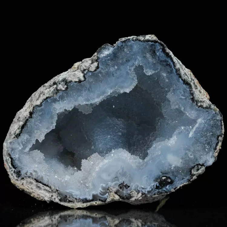 sklep-z-kamieniami-naturalnymi-mineraly (57).webp