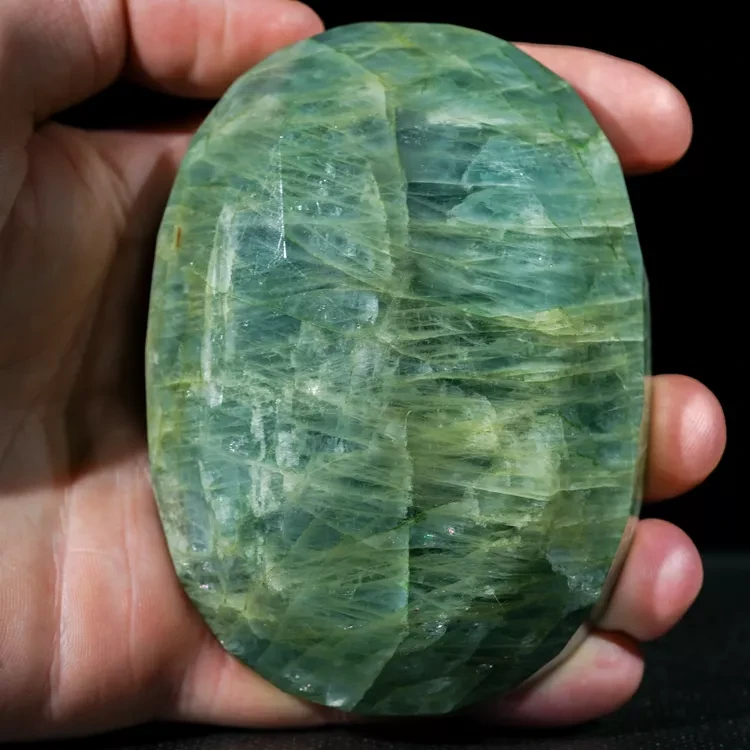 sklep-z-kamieniami-naturalnymi-mineraly (43).webp