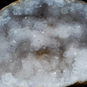 geoda-kwarcowa-z-maroka-duza-naturalna (24).webp